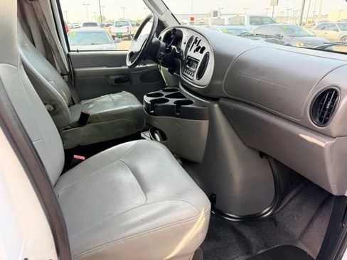 Used 2008 Ford E-250 and Econoline 250 RWD image 9