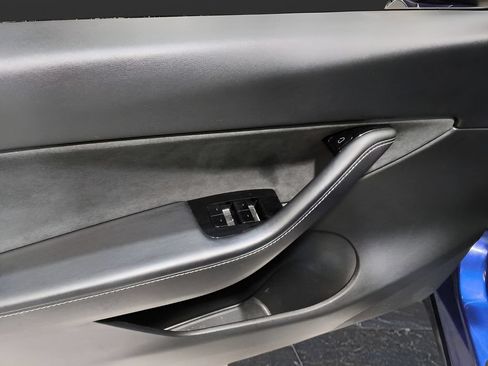 Used 2020 Tesla Model Y Long Range AWD/4WD image 10