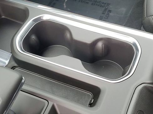 New 2026 GMC Sierra 1500 SLT w/ SLT Premium Package image 19