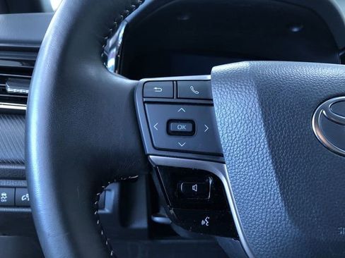 Certified 2025 Toyota Camry SE image 25