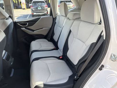 Used 2023 Subaru Forester AWD/4WD image 17