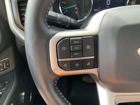 Used 2024 Ford Expedition Max XLT AWD/4WD image 28