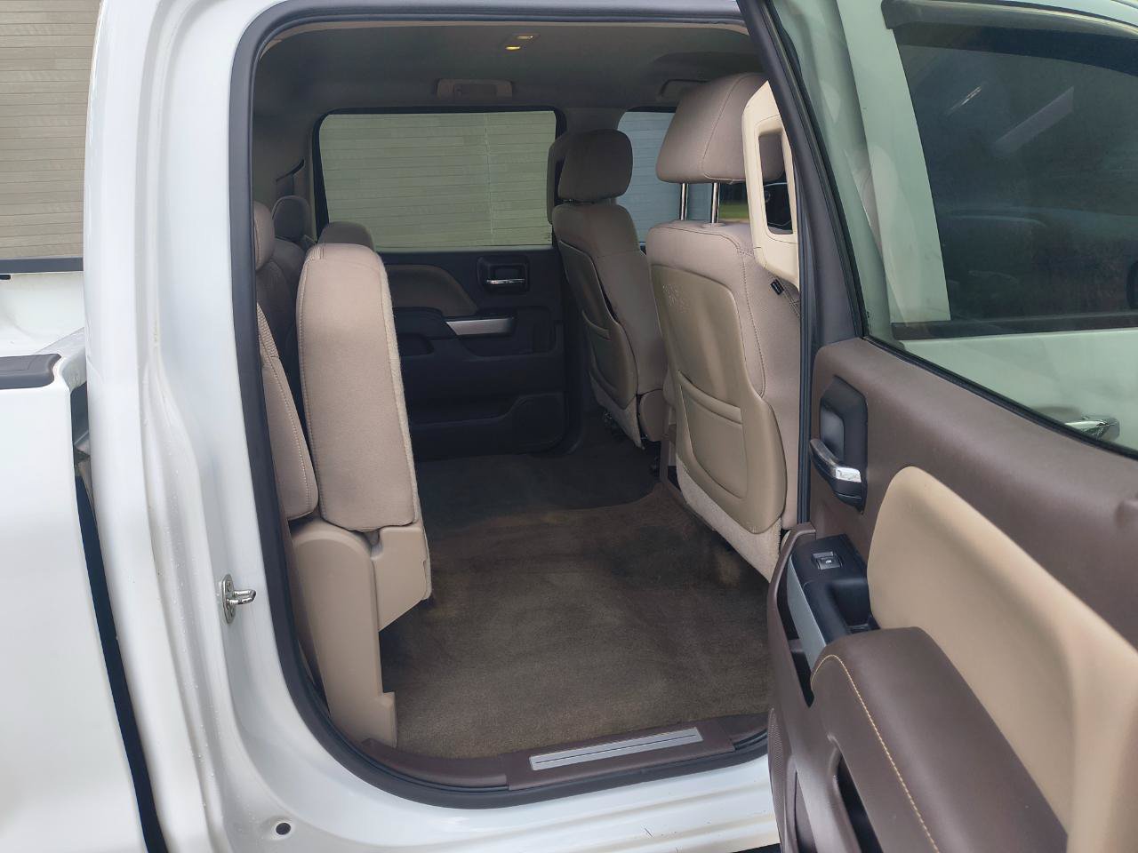 Used 2015 Chevrolet Silverado 1500 LT w/ All Star Edition AWD/4WD image 12