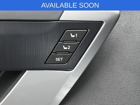 Used 2025 Toyota Tundra Platinum image 12