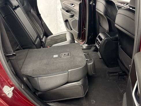 Used 2022 Jeep Grand Cherokee Altitude AWD/4WD image 34