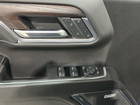 Used 2024 GMC Sierra 1500 SLT w/ SLT Premium Package image 25