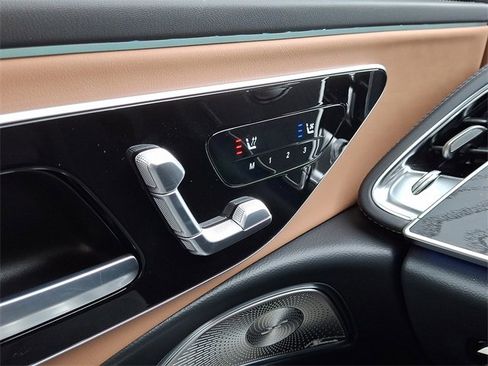 New 2026 Mercedes-Benz E 53 AMG e 4MATIC Sedan image 21