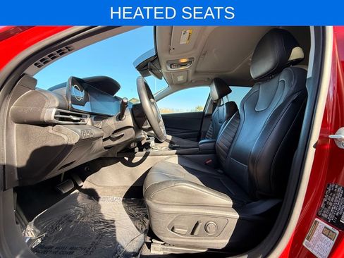 Used 2023 Hyundai Elantra Limited FWD image 3