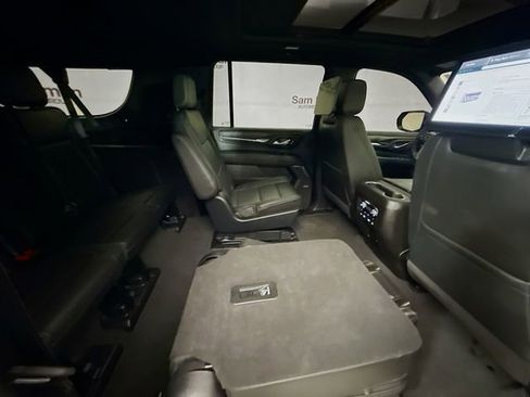 Used 2023 GMC Yukon XL Denali w/ Denali Reserve Package image 31