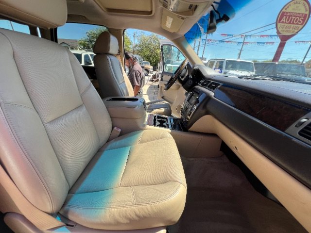 Used 2009 GMC Yukon Denali RWD image 15