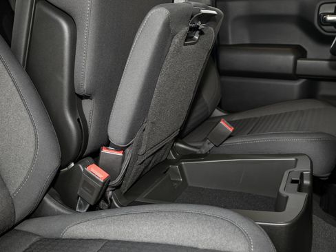 Used 2024 Chevrolet Silverado 1500 Custom w/ Turbomax Blackout Package image 40