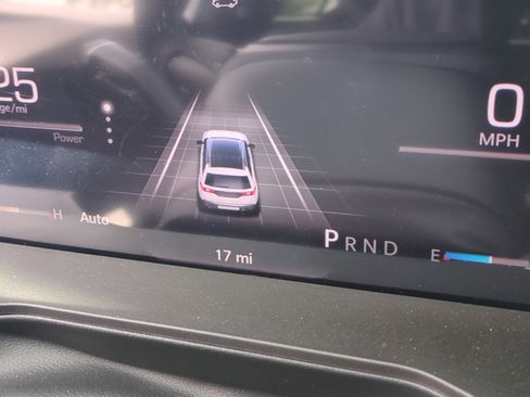 New 2026 Jeep Cherokee Overland w/ Trailer Tow Group AWD/4WD image 11