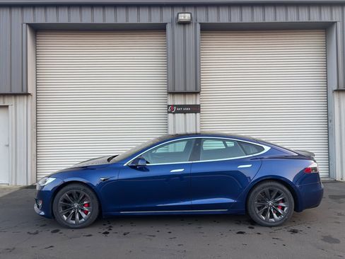 Used 2019 Tesla Model S Long Range image 3