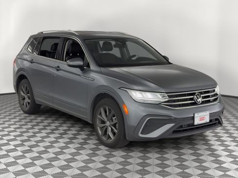 Used 2022 Volkswagen Tiguan SE FWD image 7