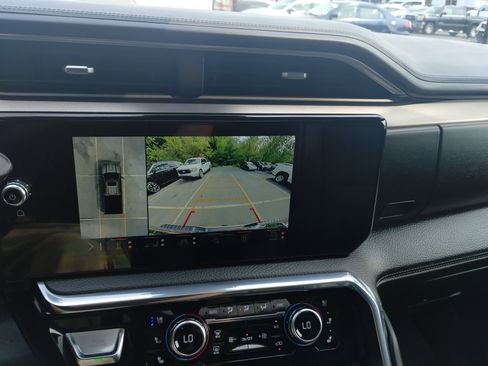 Used 2024 GMC Sierra 2500 Denali w/ Denali Reserve Package image 24