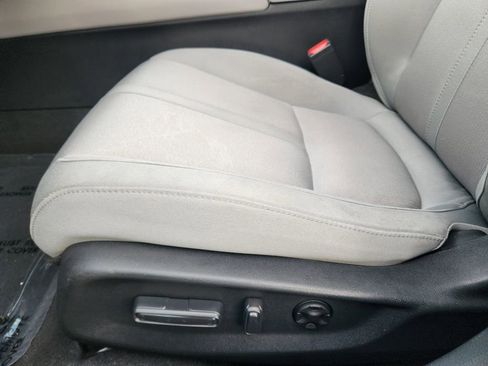 Used 2020 Honda Accord EX image 9