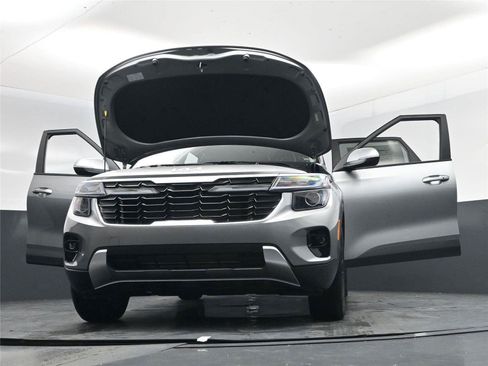 New 2026 Kia Seltos S image 43