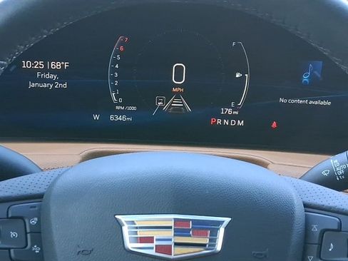 Used 2025 Cadillac XT4 Sport image 12