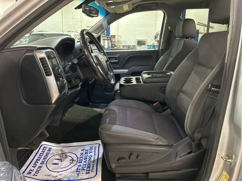 Used 2018 Chevrolet Silverado 1500 LT w/ All Star Edition image 13