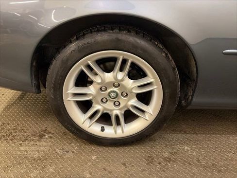 Used 2001 Jaguar XK8 Convertible image 28