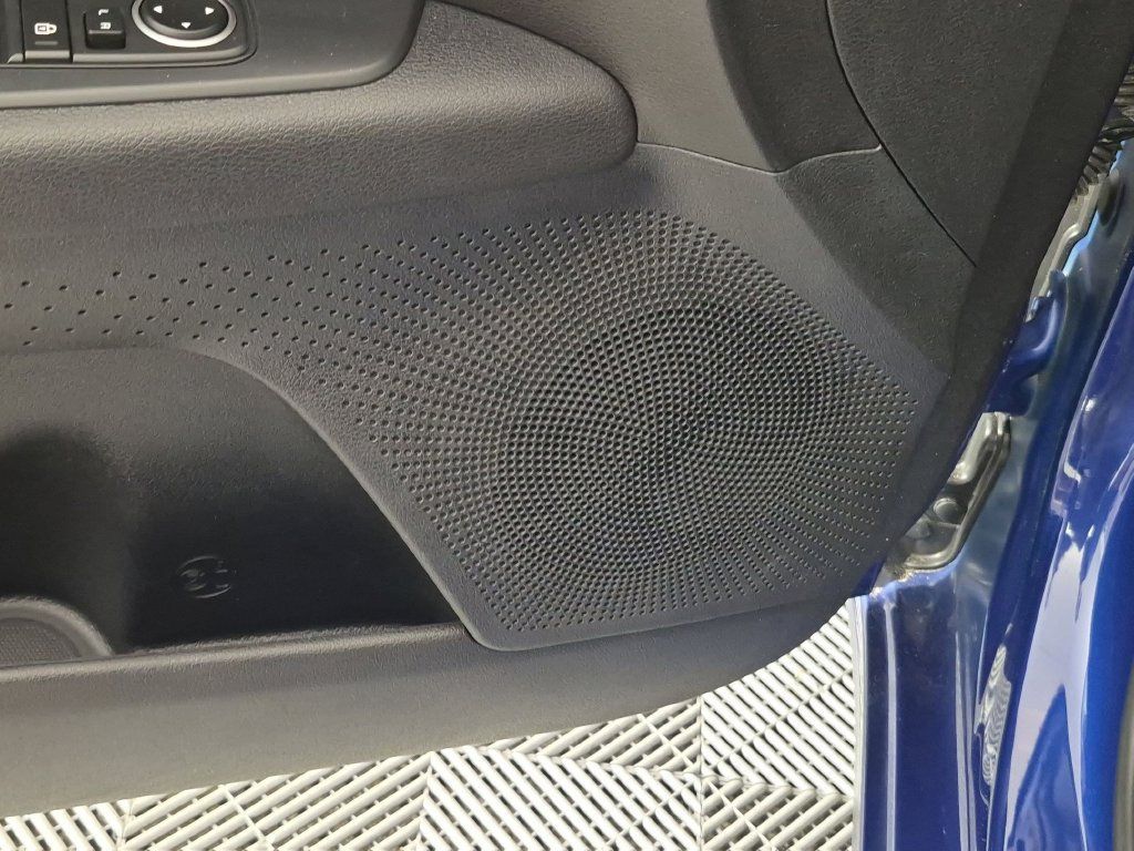 Used 2023 Kia Forte LXS w/ LXS Technology Package FWD image 15