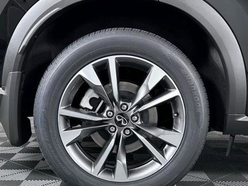 Certified 2026 INFINITI QX60 Pure image 10