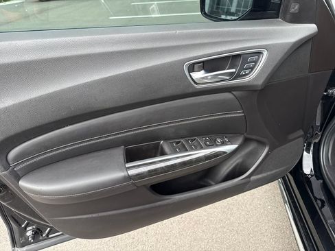 Used 2018 Acura TLX V6 SH-AWD w/ Technology Pkg image 11