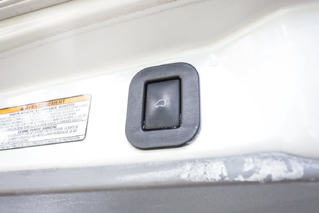 Used 2016 Toyota Sienna Limited Premium FWD image 56