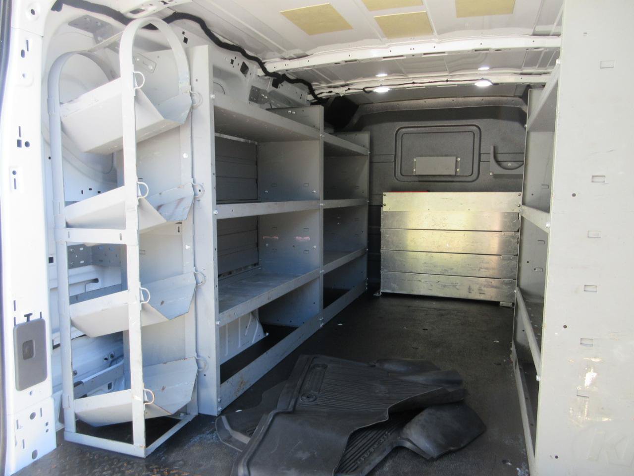 Used 2020 Ford Transit 250 Low Roof RWD image 12