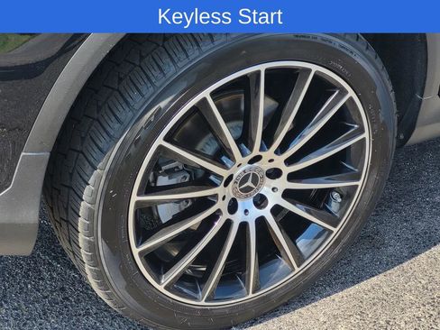 Used 2021 Mercedes-Benz GLC 300 image 9