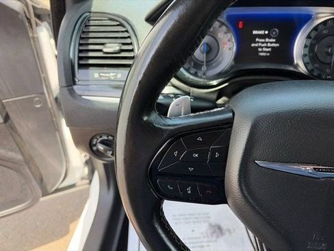 Used 2020 Chrysler 300 S RWD image 17