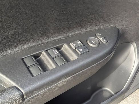 Used 2016 Honda Accord Sport image 10