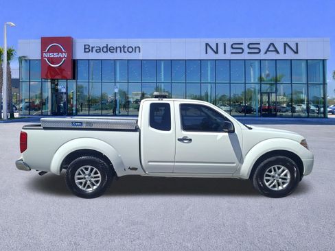 Used 2019 Nissan Frontier SV RWD image 4