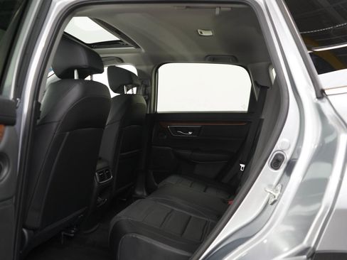Used 2017 Honda CR-V Touring image 18