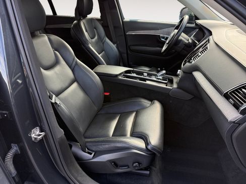 Used 2022 Volvo XC90 T8 Inscription w/ Advanced Package AWD/4WD image 19