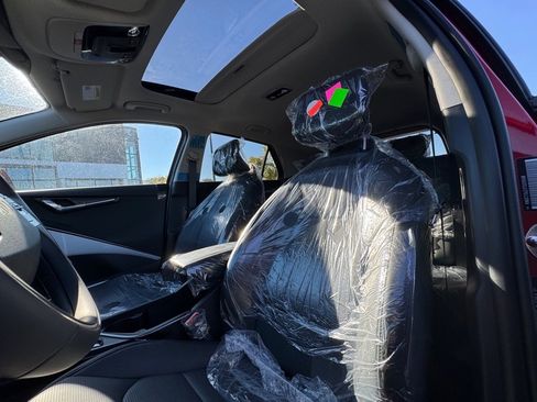 New 2026 Kia Niro SX image 14