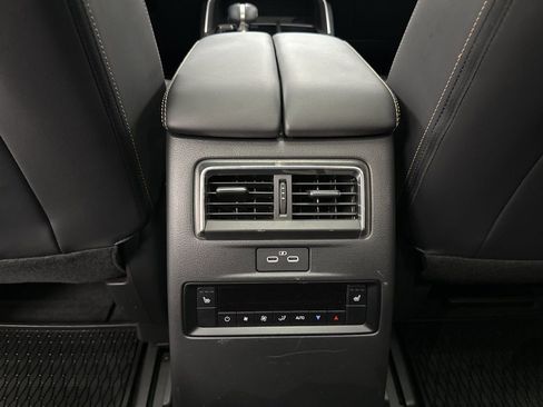 Used 2025 MAZDA CX-70 Plug-In Hybrid w/ Premium Plus image 24