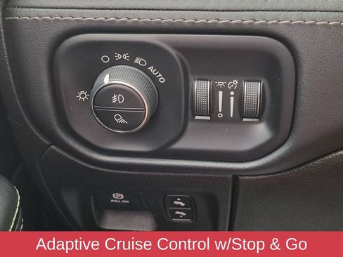 Used 2022 RAM 1500 Limited AWD/4WD image 15