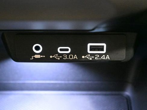 Certified 2025 Subaru Crosstrek 2.0i Premium AWD/4WD image 33