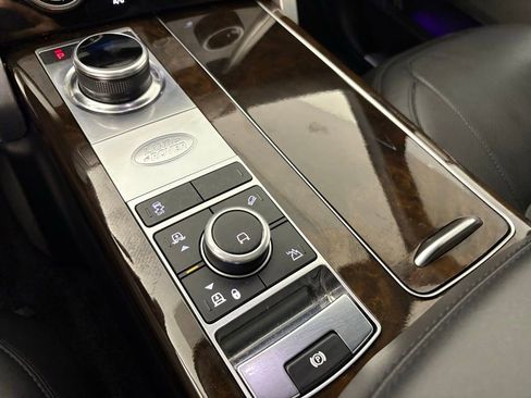Used 2021 Land Rover Range Rover Westminster Edition image 32