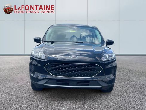 Used 2021 Ford Escape SE w/ Convenience Package AWD/4WD image 2