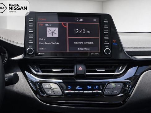 Used 2020 Toyota C-HR LE FWD image 13
