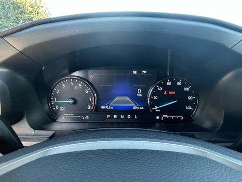 Used 2022 Ford Explorer Limited image 24