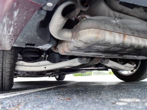 Used 2015 Chrysler 200 Limited FWD image 12