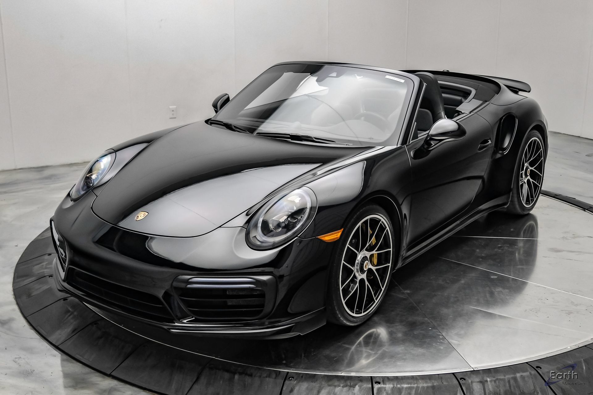 Used 2019 Porsche 911 Turbo S AWD/4WD image 7