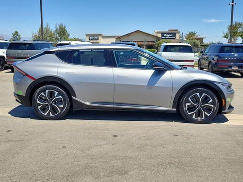 Used 2022 Kia EV6 Wind RWD image 30