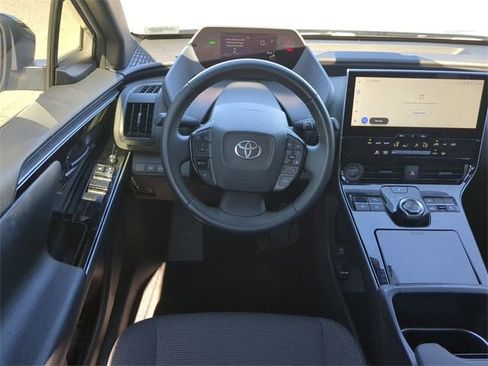 Used 2025 Toyota bZ4X AWD image 16
