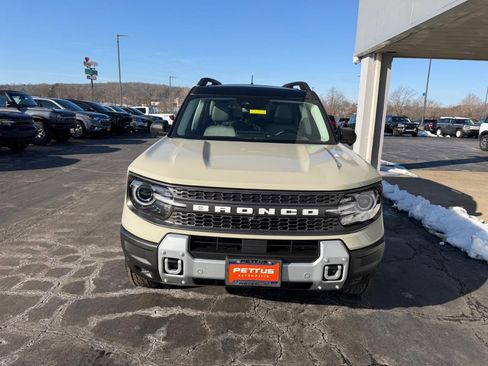 New 2025 Ford Bronco Sport Badlands w/ Badlands Tech Package AWD/4WD image 8