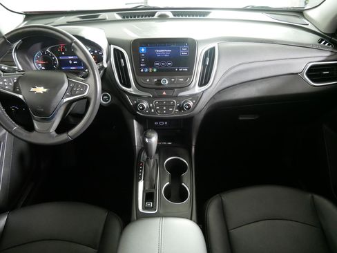 Used 2020 Chevrolet Equinox Premier AWD/4WD image 10