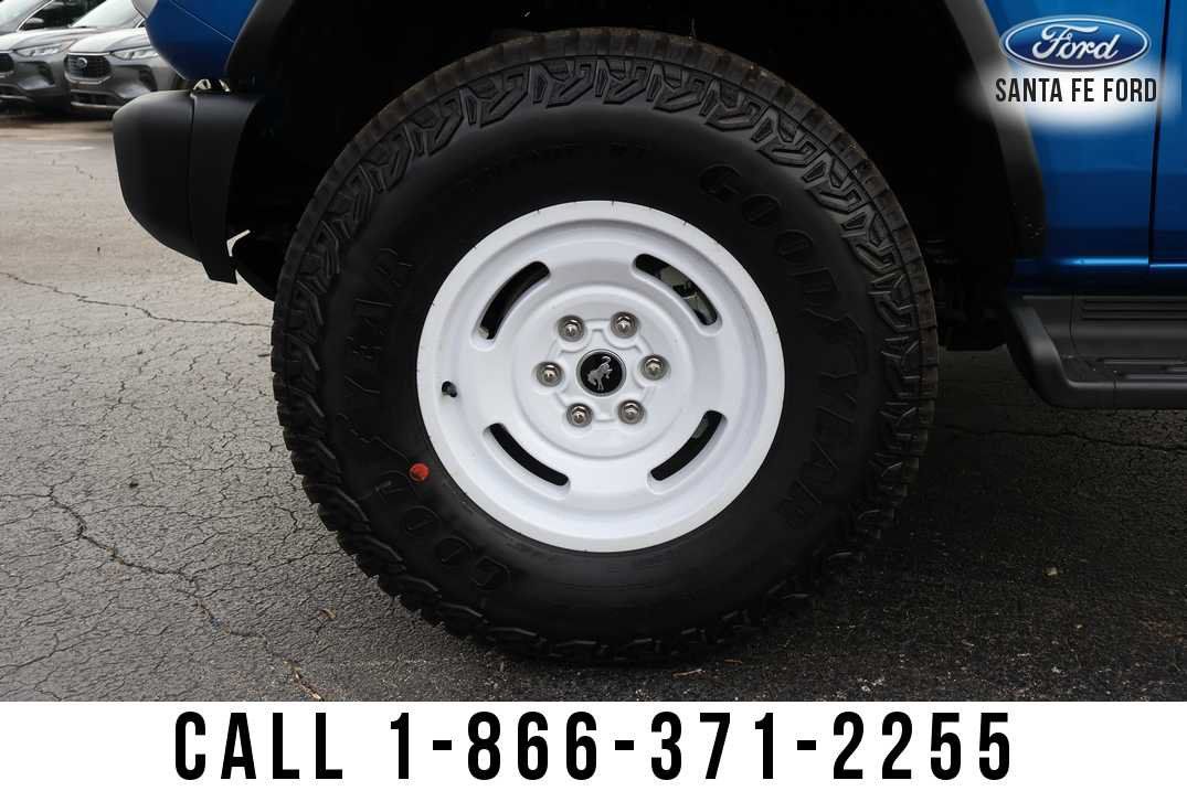 Used 2026 Ford Bronco Heritage Edition AWD/4WD image 12